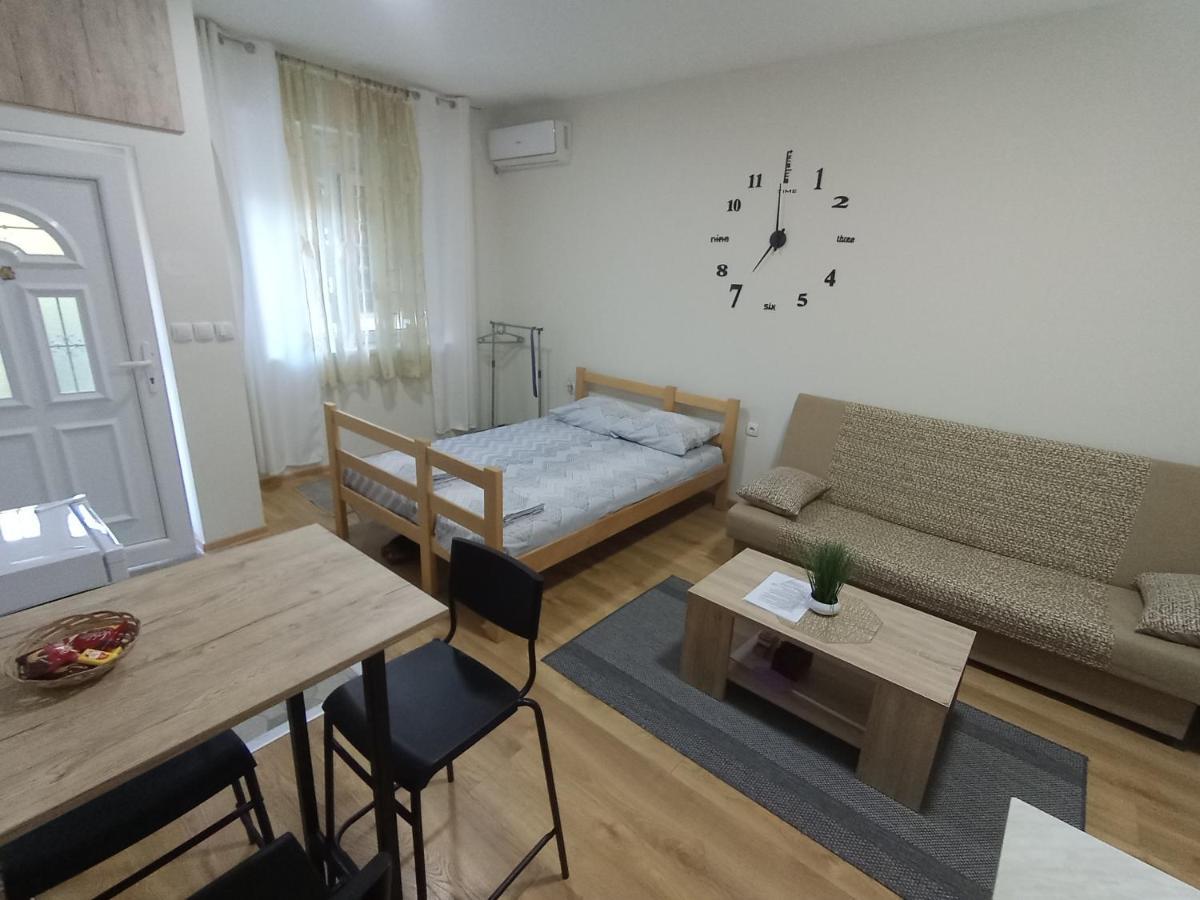 Ban Apartmani Vrbas Екстер'єр фото